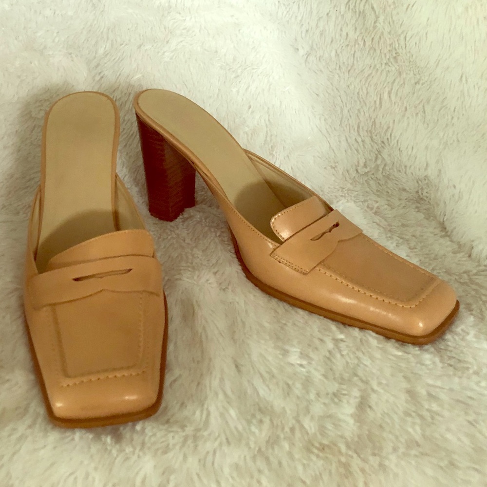 BCBGirls slip on heels size 7.5